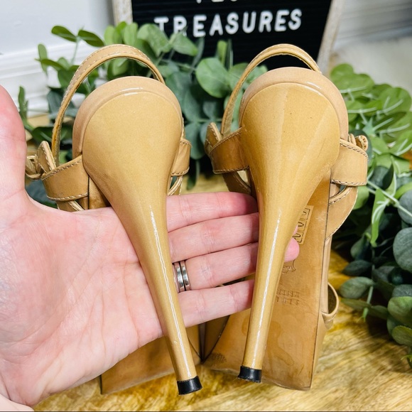 Stuart Weitzman - Nexus Platform Patent Sandals 8 - Picture 9 of 15